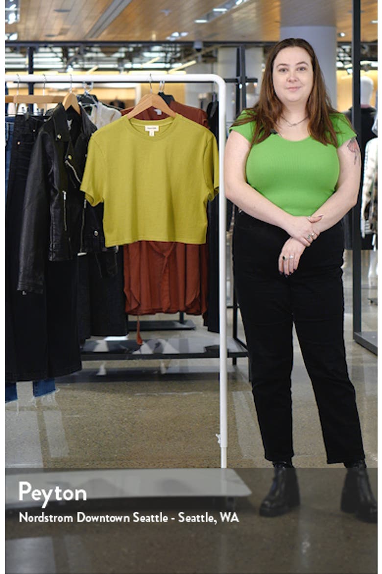 Boxy Crop T-Shirt video