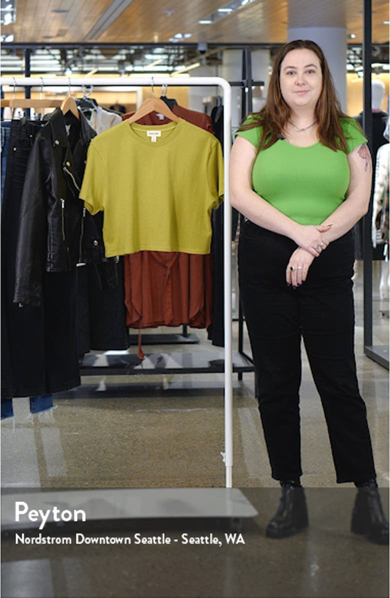 Boxy Crop T-Shirt, sales video thumbnail