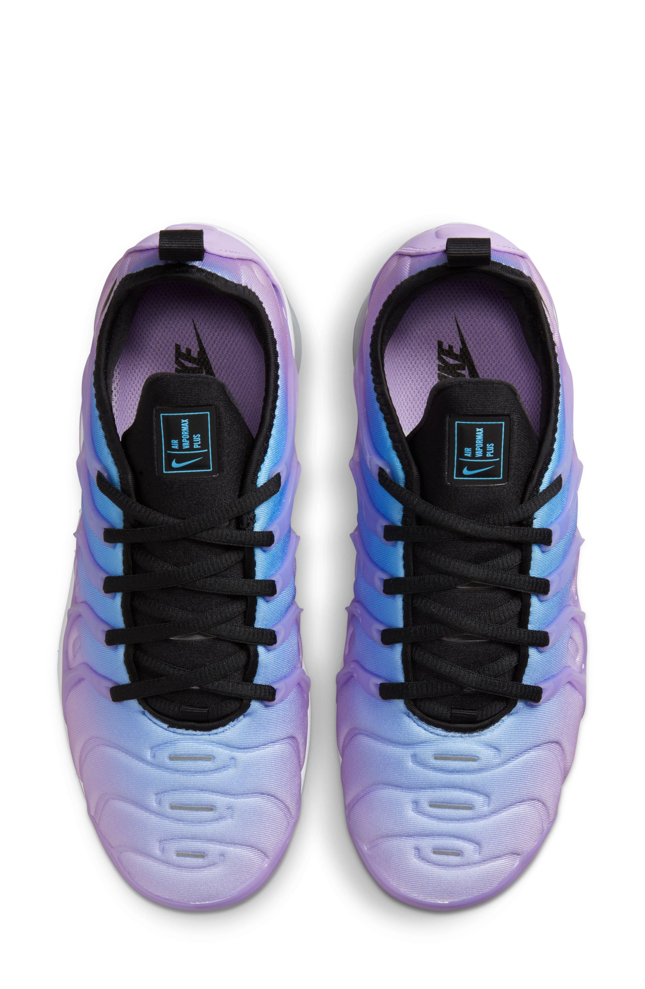 Nike Air VaporMax Plus Sneaker, Alternate, color, 