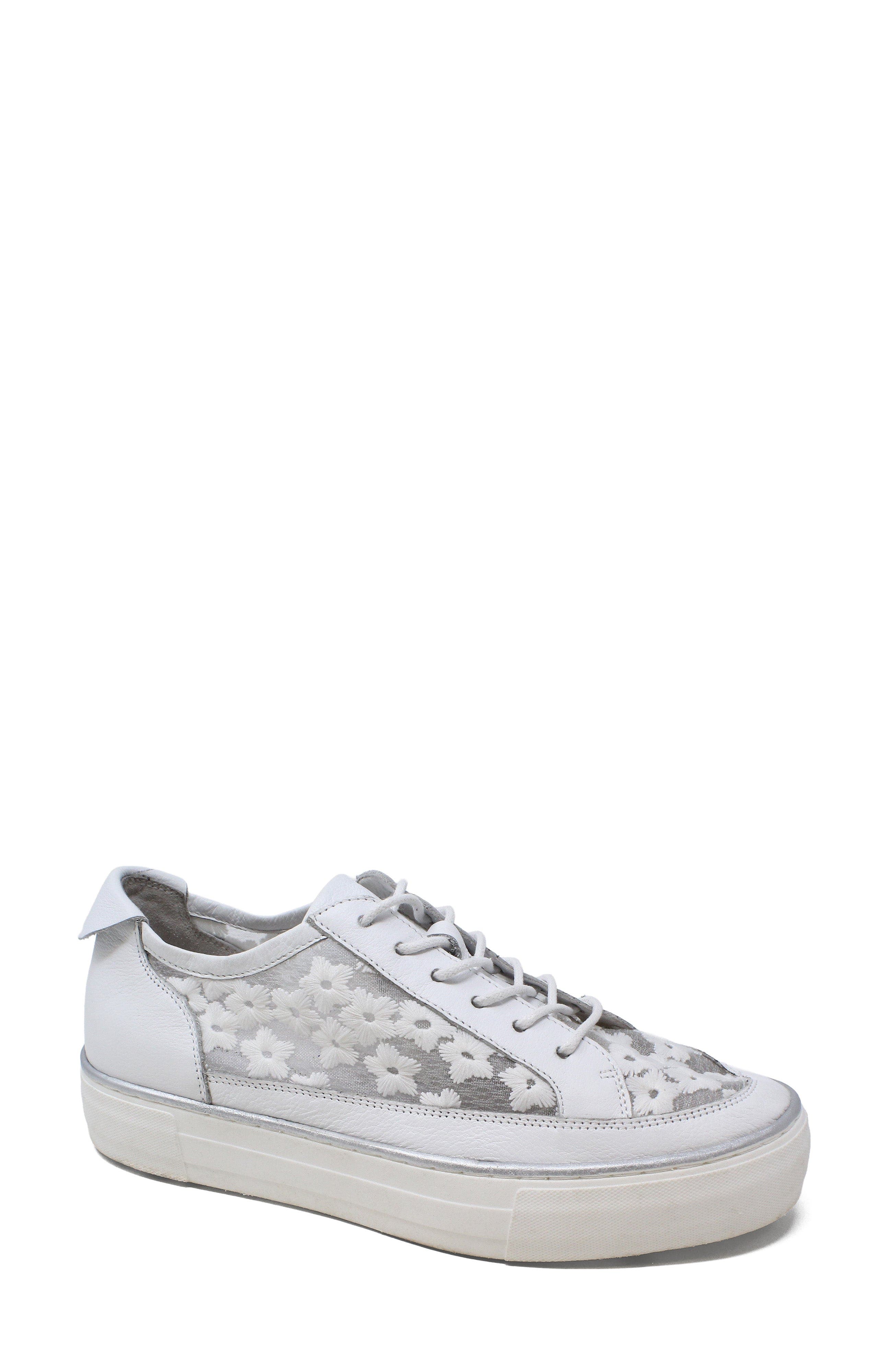 Faders Breathable Mesh Sneaker, Main, color, WHITE-WHITE LEATHER FLOWERS