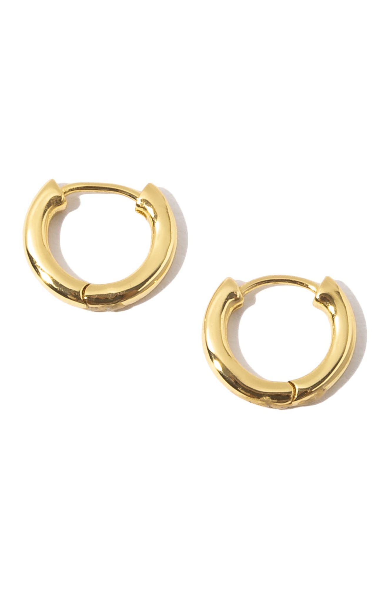 Miranda Frye Maxwell Huggie Earrings In Gold