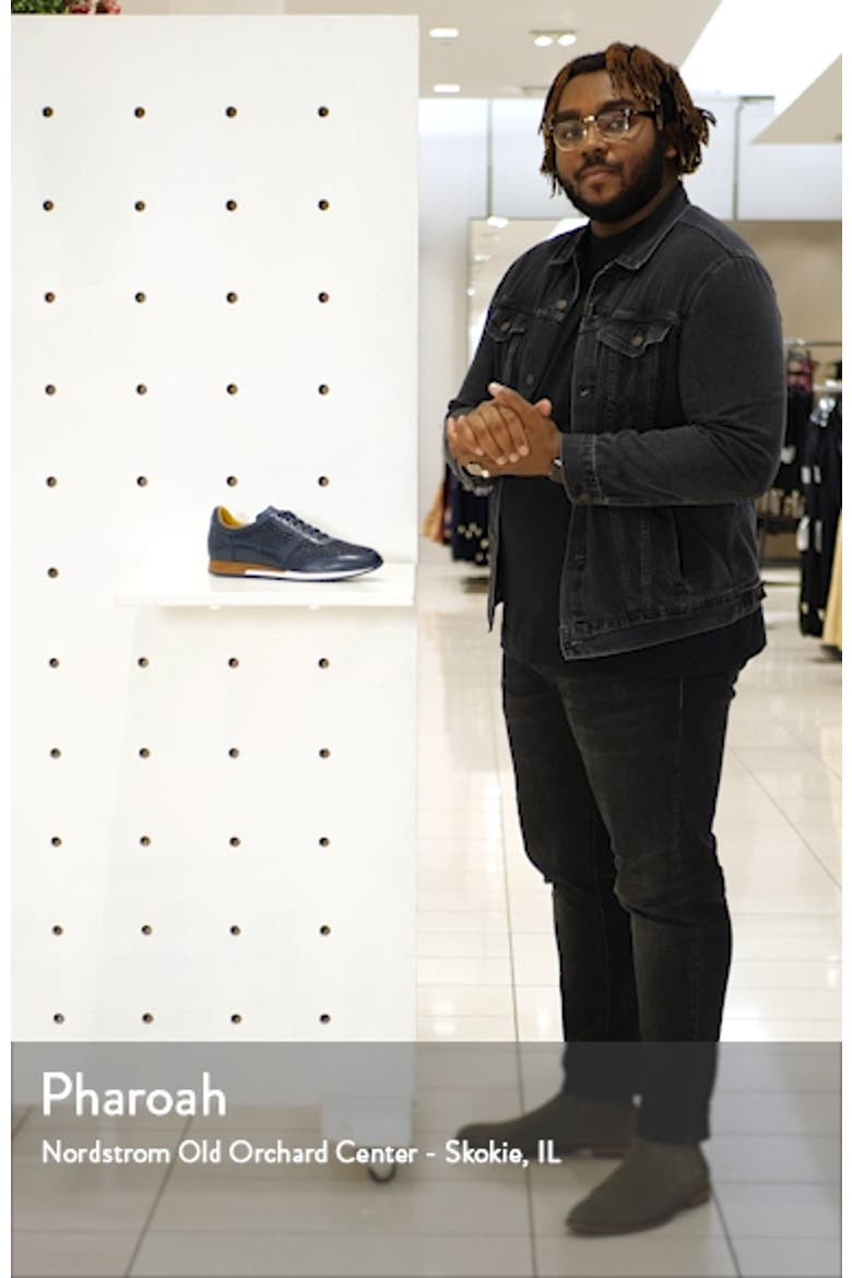 Maxim Sneaker video