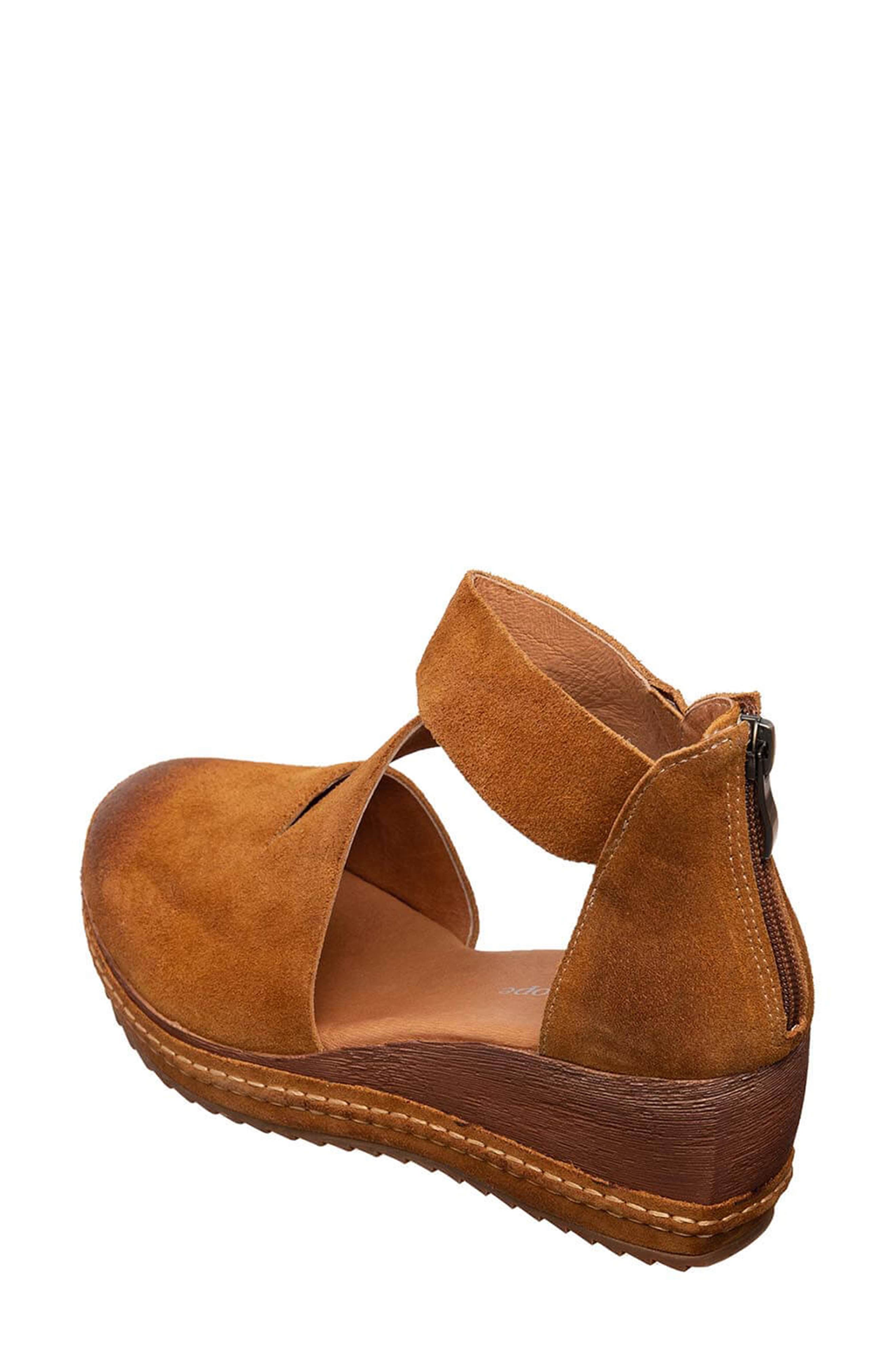 ANTELOPE Trudy Wedge Sandal, Alternate, color, Cognac