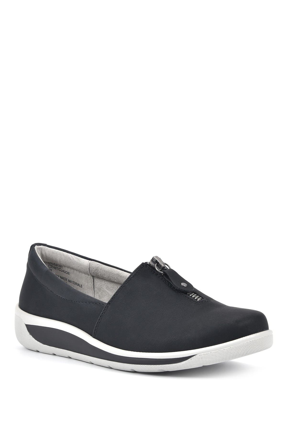 CLIFFS BY WHITE MOUNTAIN Claudie Sneaker Flat, Main, color, 