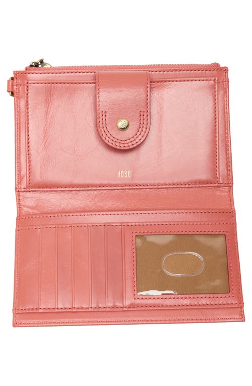 Hobo Kali Leather Phone Wristlet In Pink