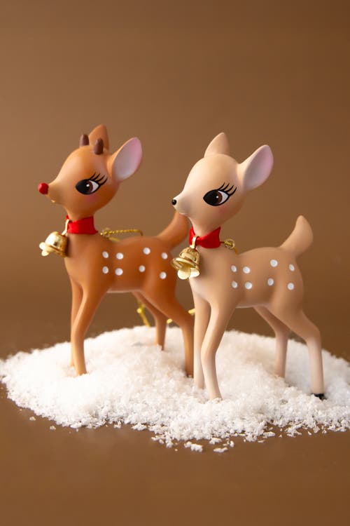 Sunshine Studios Retro Deer Ornament In Brown