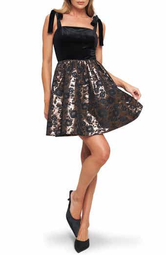 FLYING TOMATO Floral Jacquard Velvet Minidress