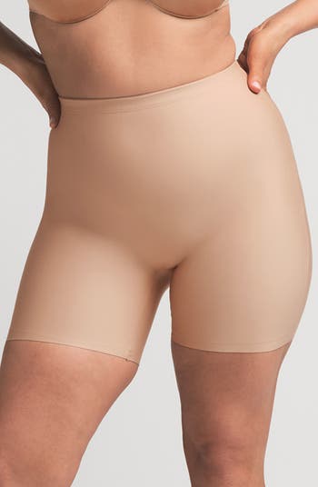 Butt Pad Midthigh Shorts