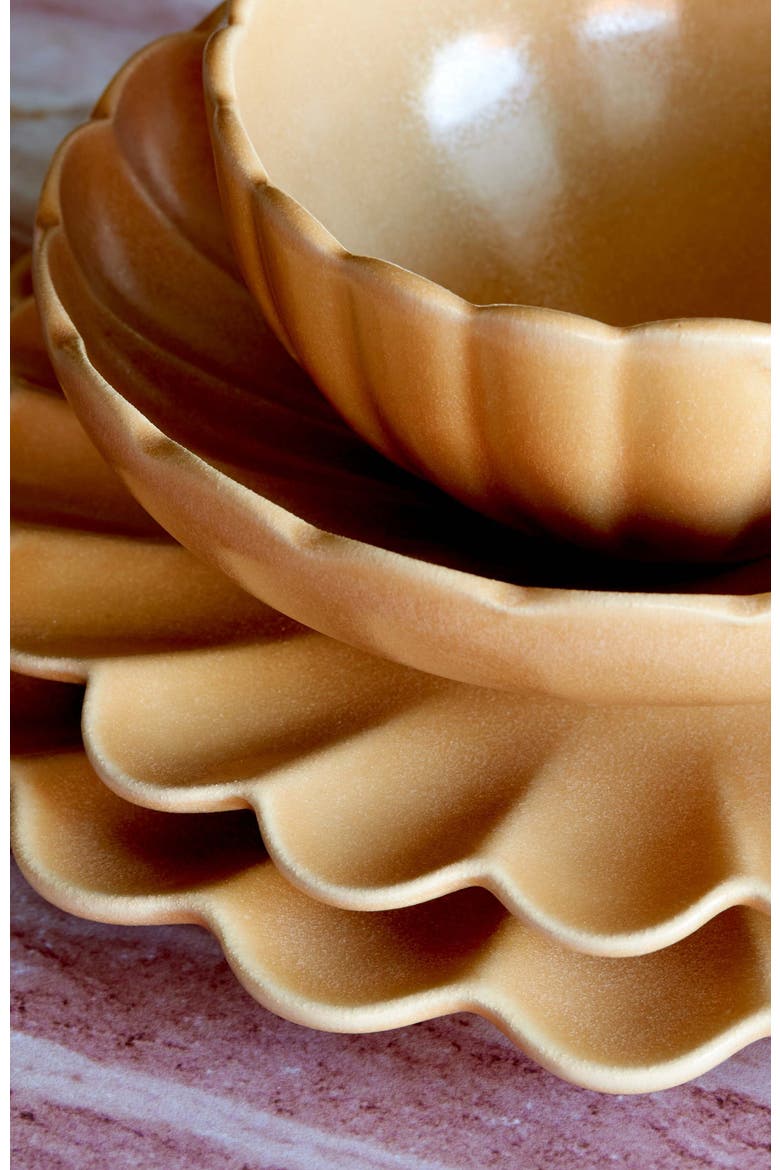 Dhalia Stoneware 4-Piece Dinner Plate Set, Alternate, color, Camel