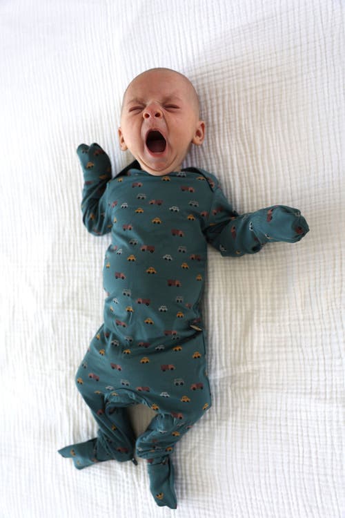 Gunamuna Convertible Pajama In Green
