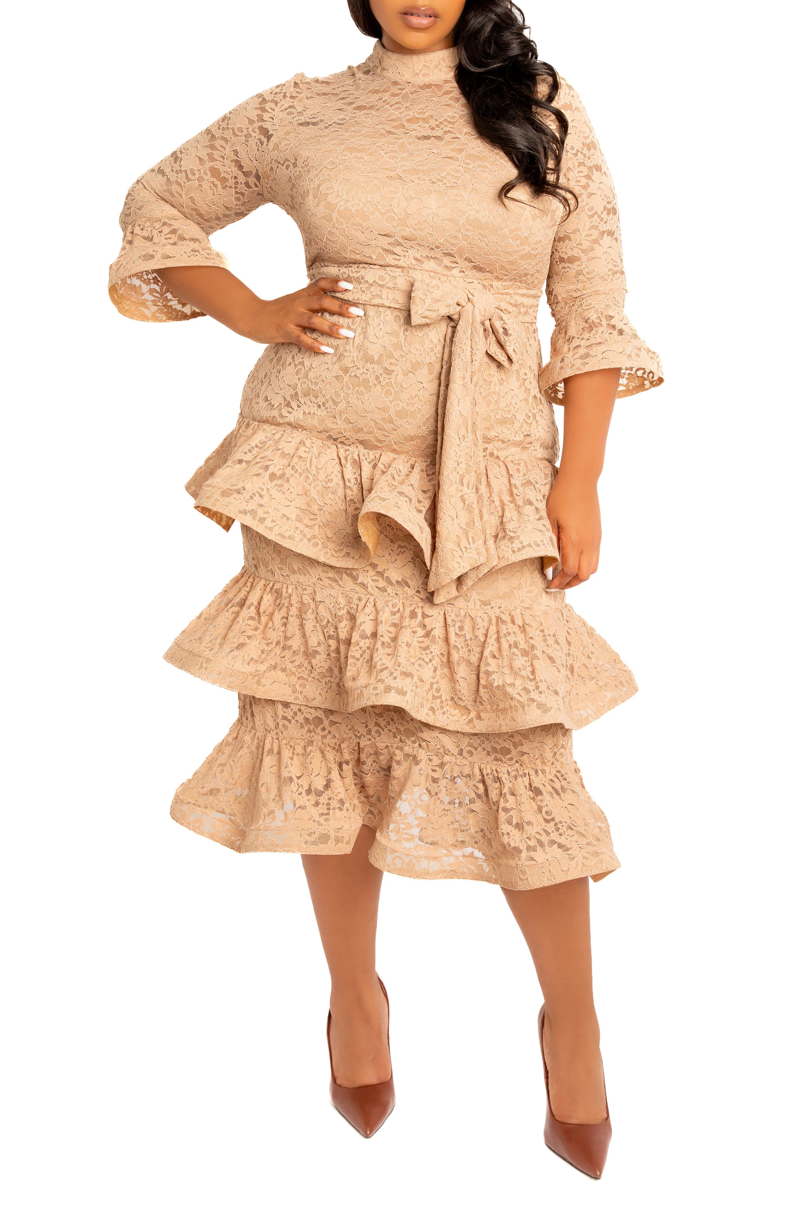 BUXOM COUTURE Tiered Lace Long Sleeve Maxi Dress in Khaki 