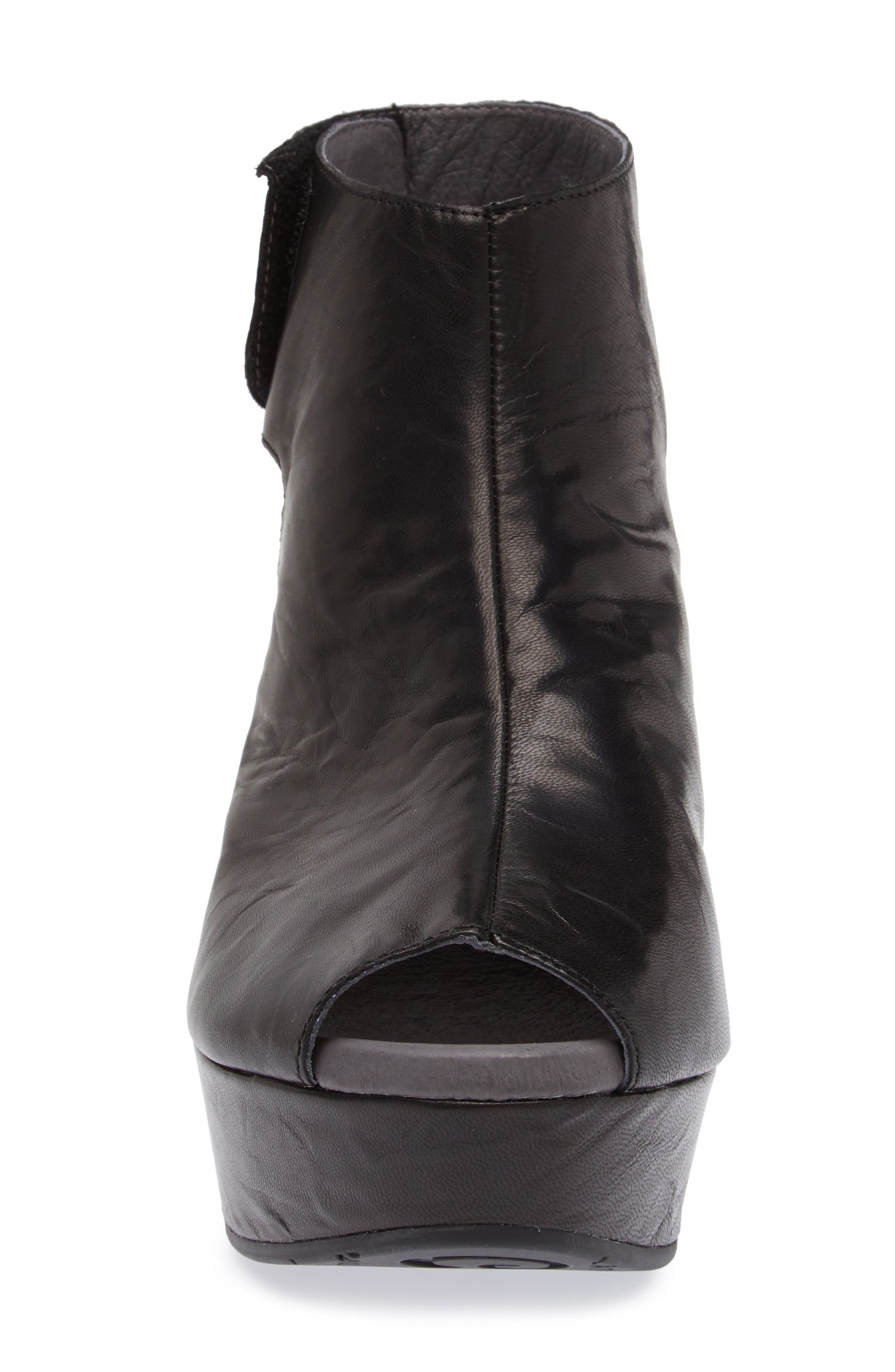 Chocolat Blu Cutout Wedge Sandal, Alternate, color, Black Leather