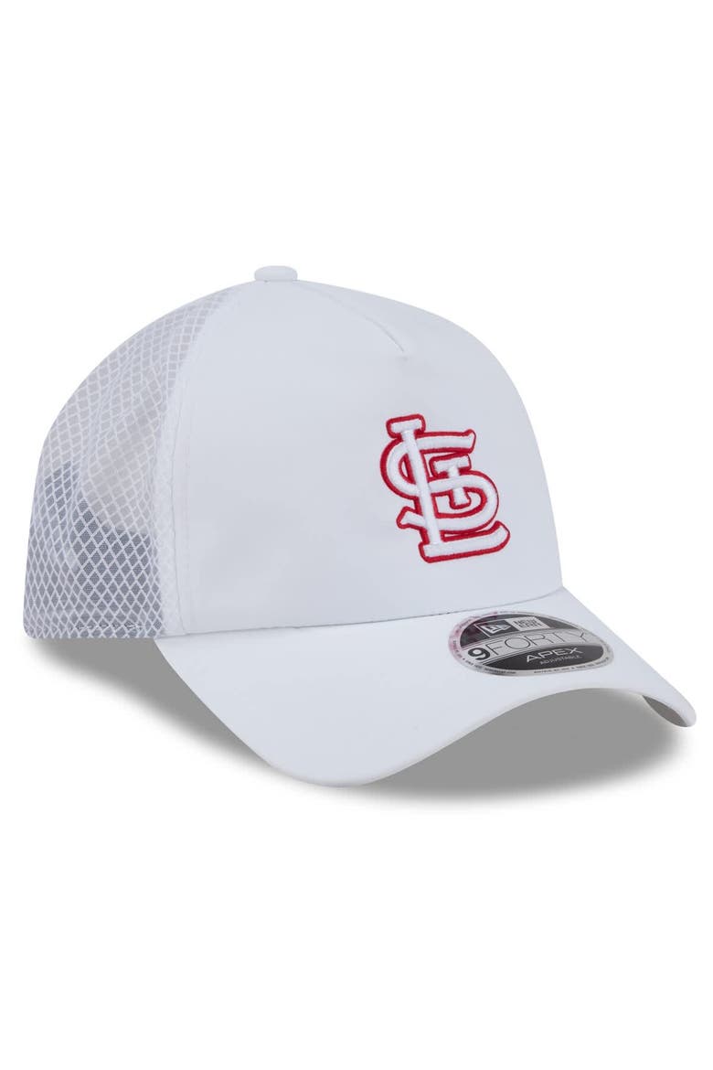 Men's New Era White St. Louis Cardinals 2026 Batting Practice Apex 9FORTY Adjustable Trucker Hat, Alternate, color, White