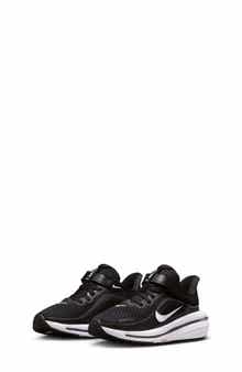 Air Winflo 12 Running Shoe