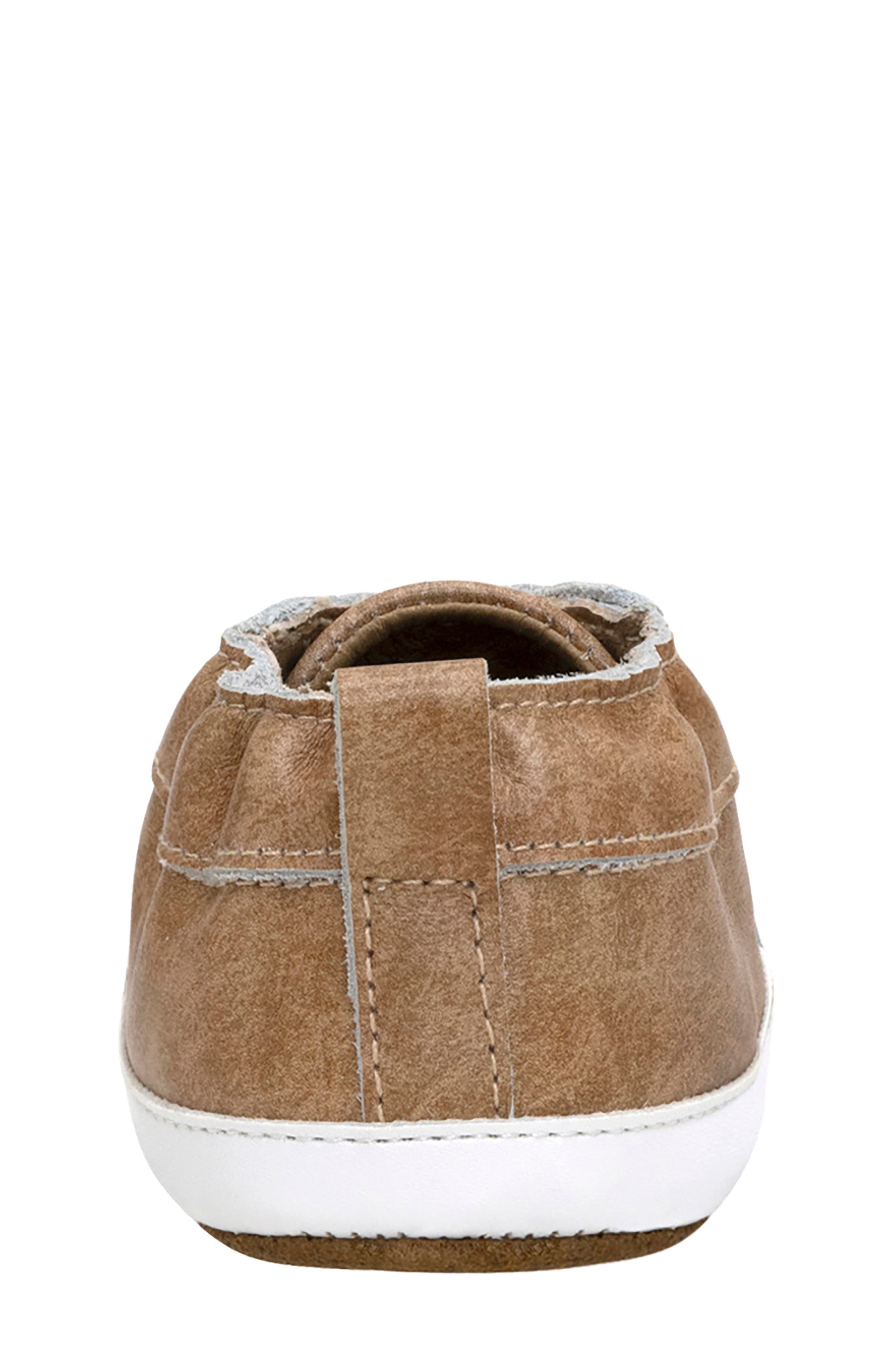 Robeez<sup
®</sup
 Stylish Steve Crib Shoe, Alternate, color, Tan