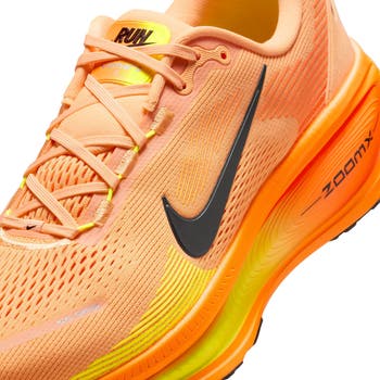 Vomero 18 Running Shoe