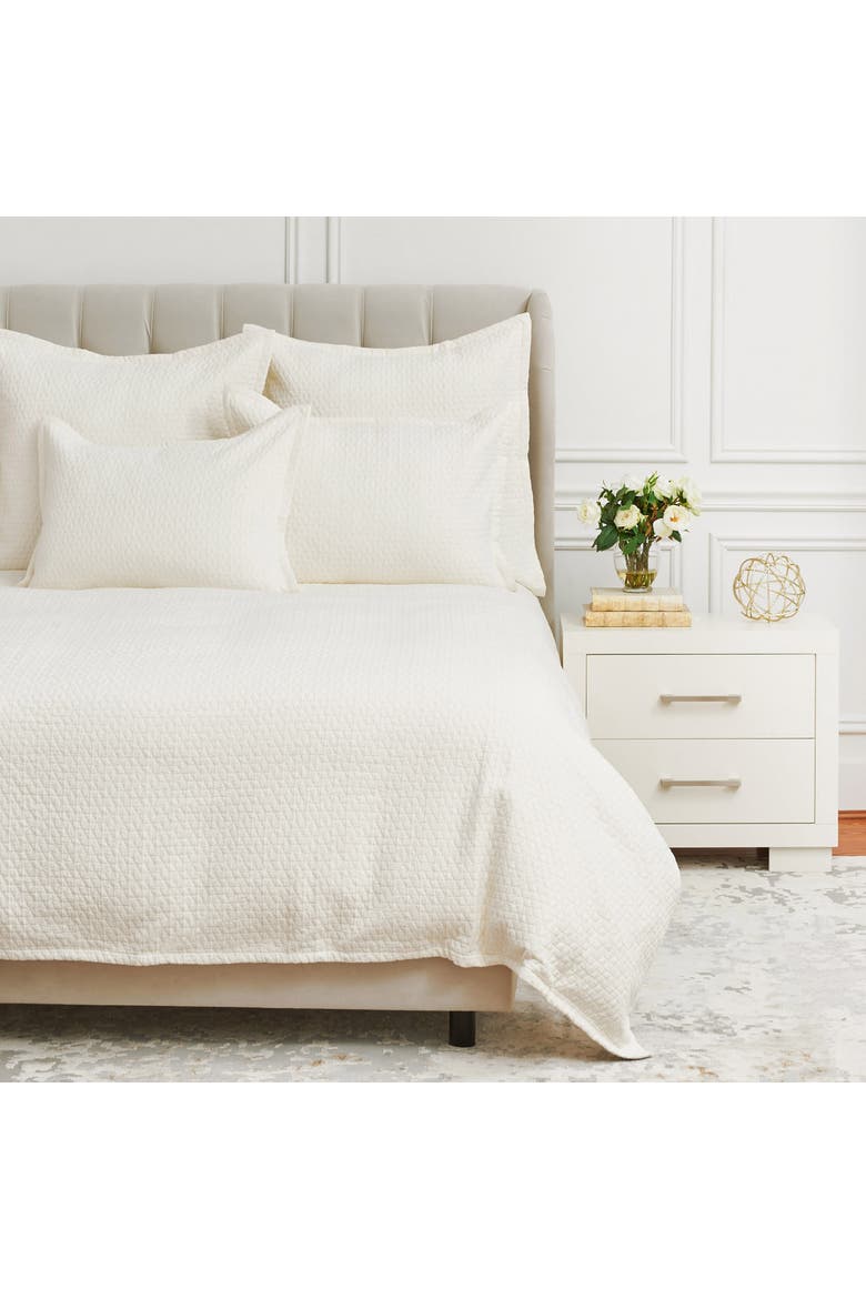 Pernille Ivory King Duvet Cover, Main, color, Off-White