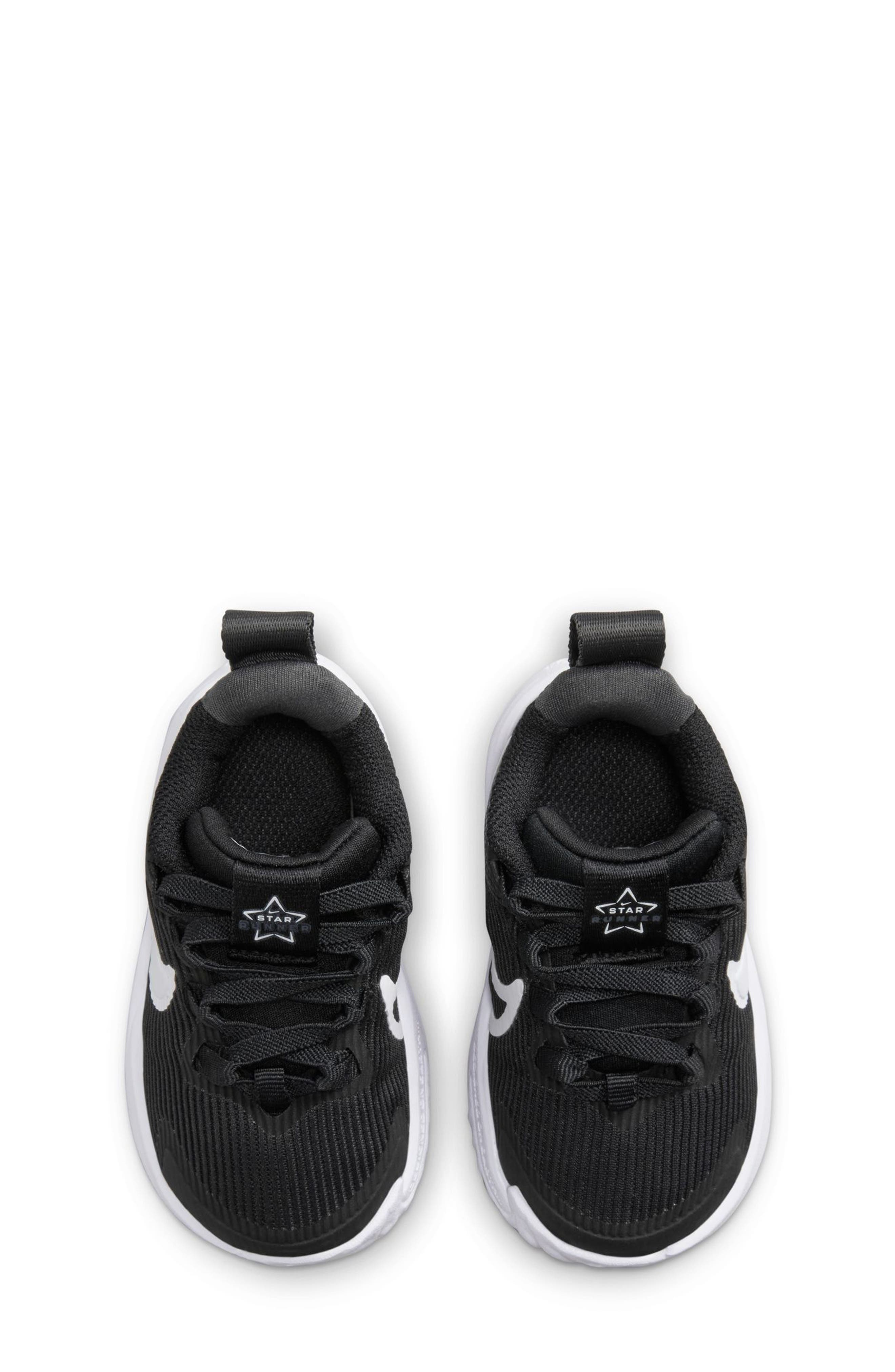 Nike Kids' Star Runner 4 Sneaker, Alternate, color, Black/ White/ Anthracite