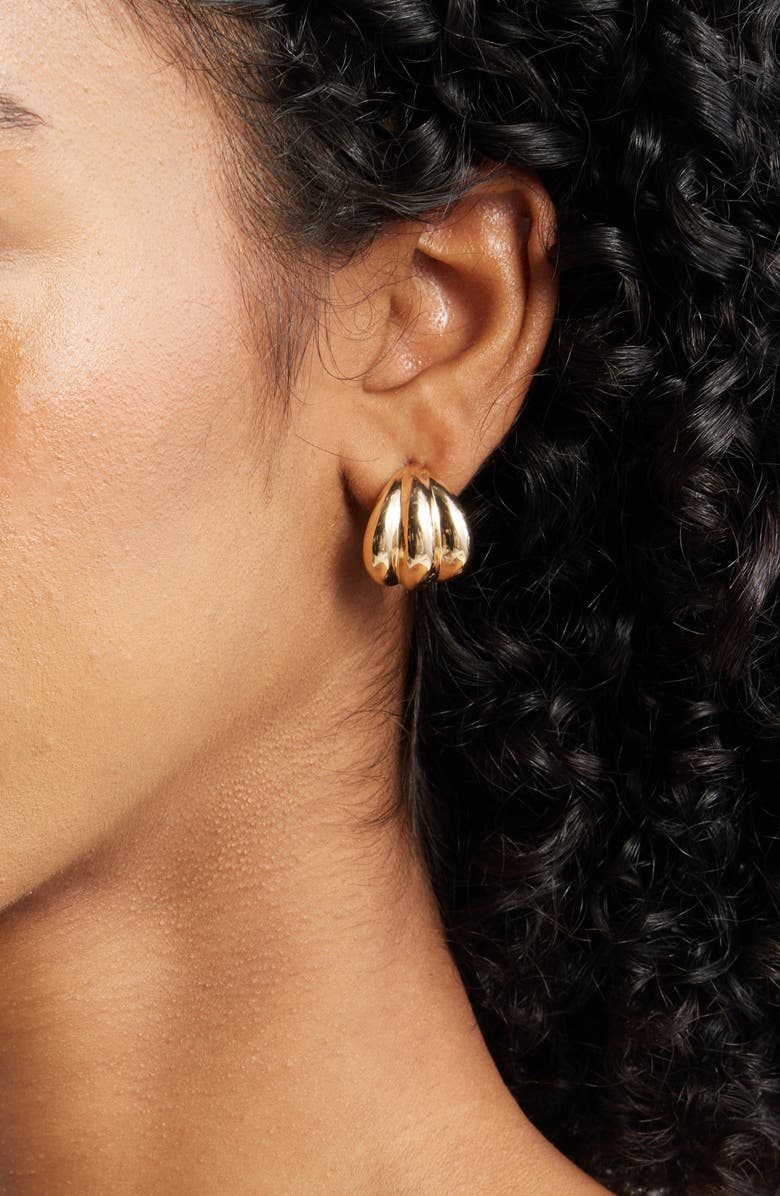 Open Edit Wide Ridged Huggie Hoop Earrings, Alternate, color, Gold