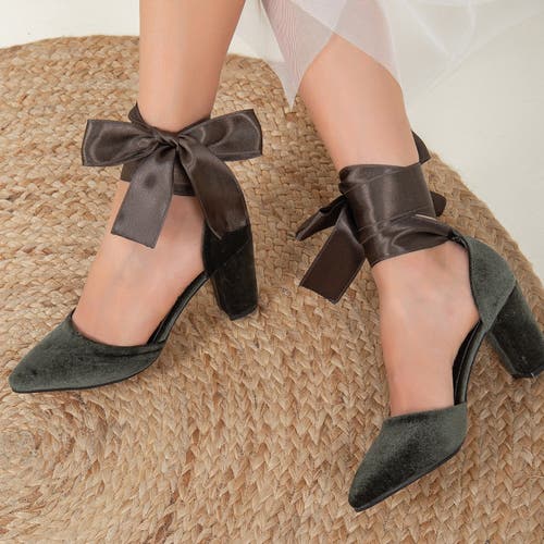 Forever & Always Shoes Gisele High Block Heels With Ribbon In Olive Green Velvet