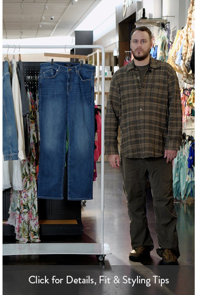 50-11 Relaxed Straight Leg Jeans video