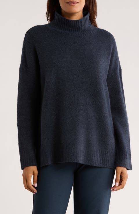 Cashmere Blend Bouclé Turtleneck Sweater