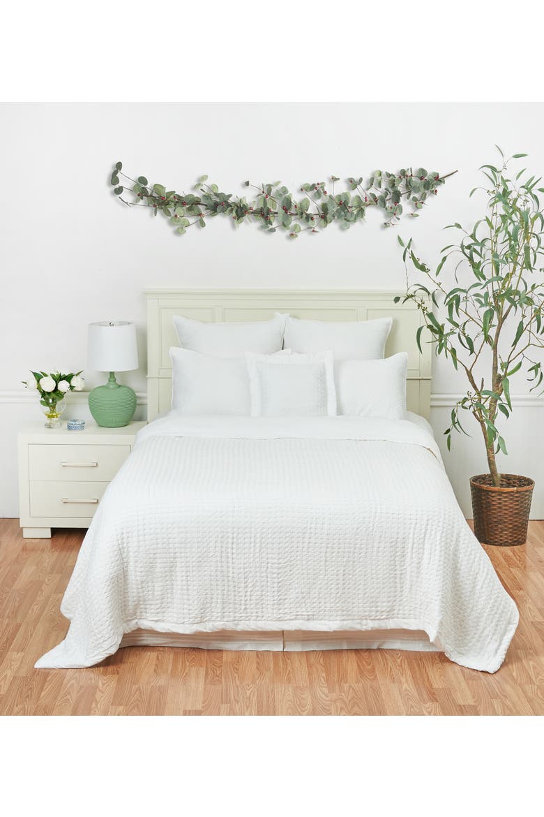 White Cotton Blend Accent Throw Pillow 18" x 18", Alternate, color, White