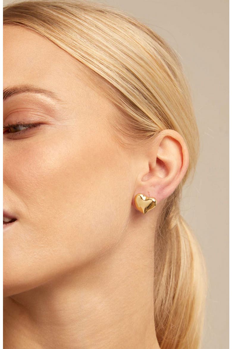 18K gold-plated medium sized heart shaped earrings, Alternate, color, Gold