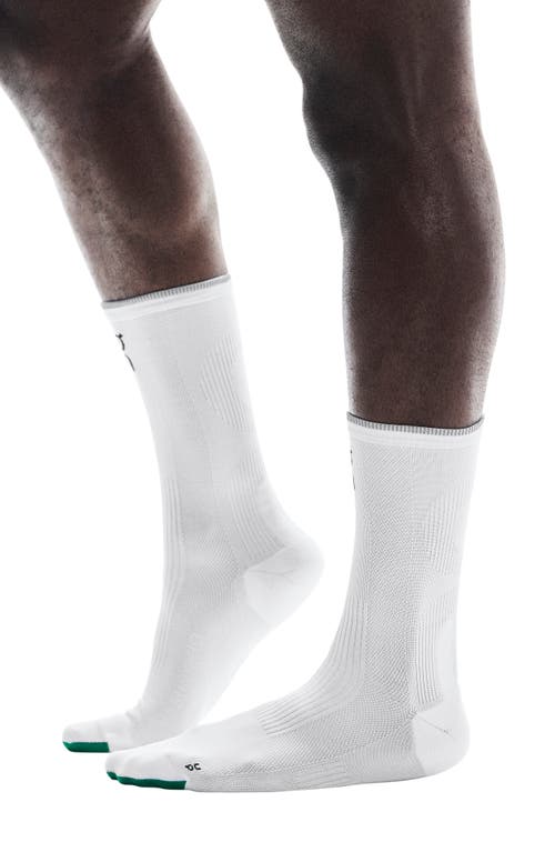On Elite Run High Socks In White/ivory