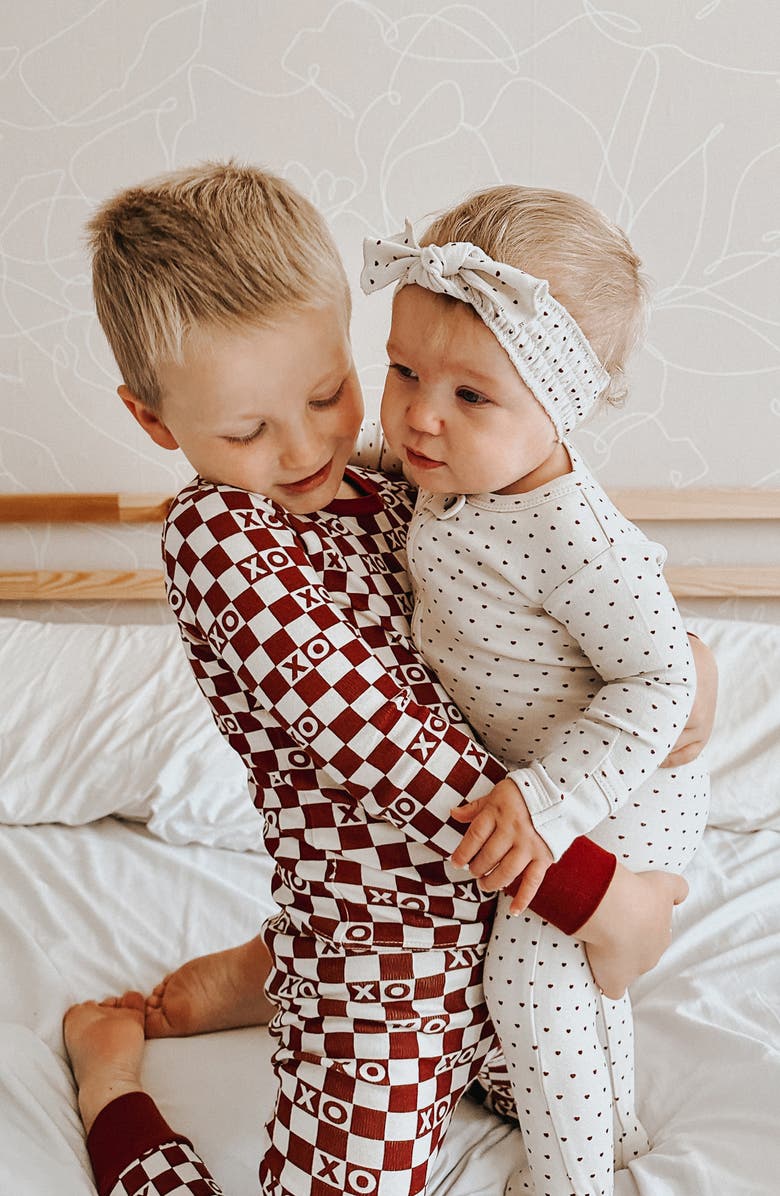 L'ovedbaby Mini Hearts Organic Cotton Two-Piece Organic Cotton Pajamas, Alternate, color,