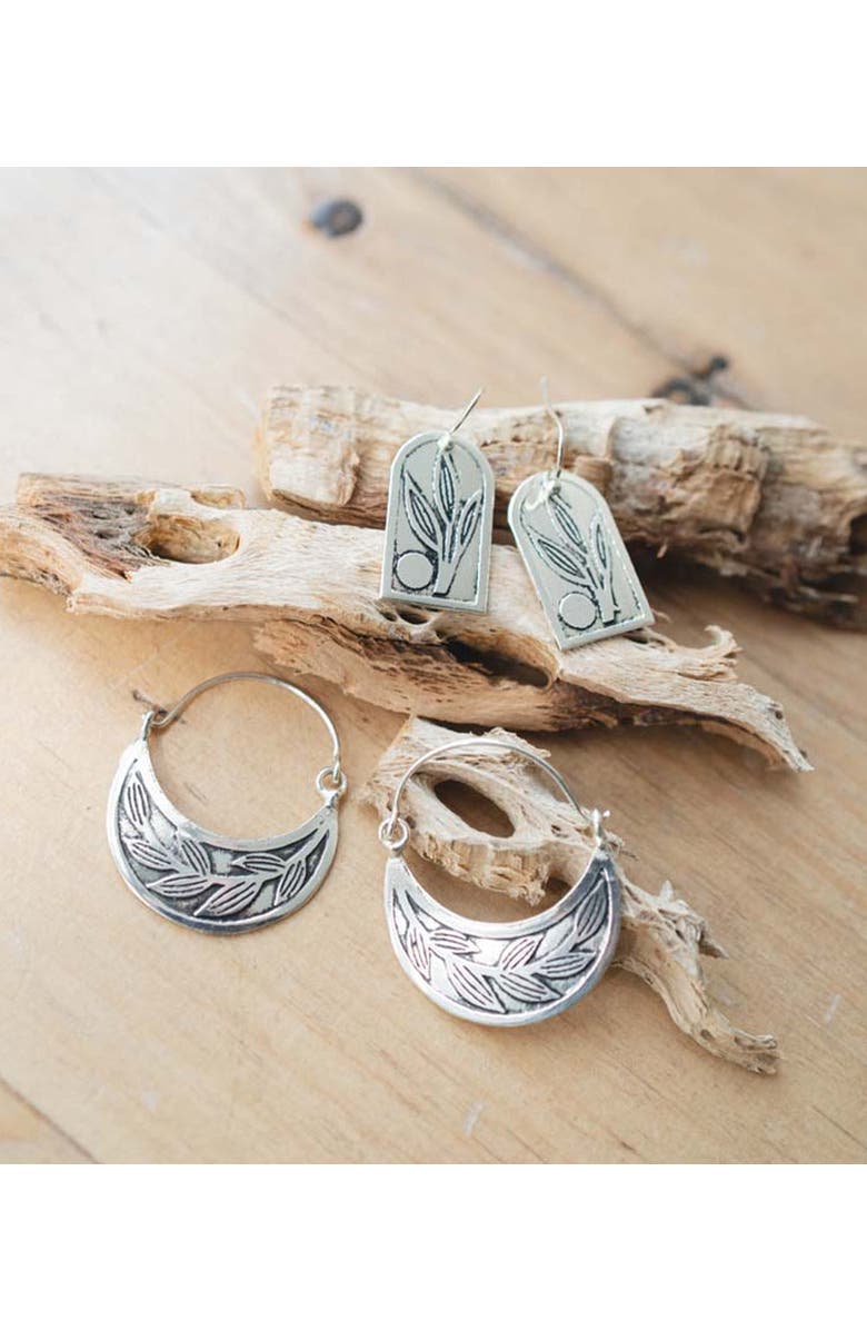 Matr Boomie Patra Vine Hoop Earrings, Alternate, color, Silver