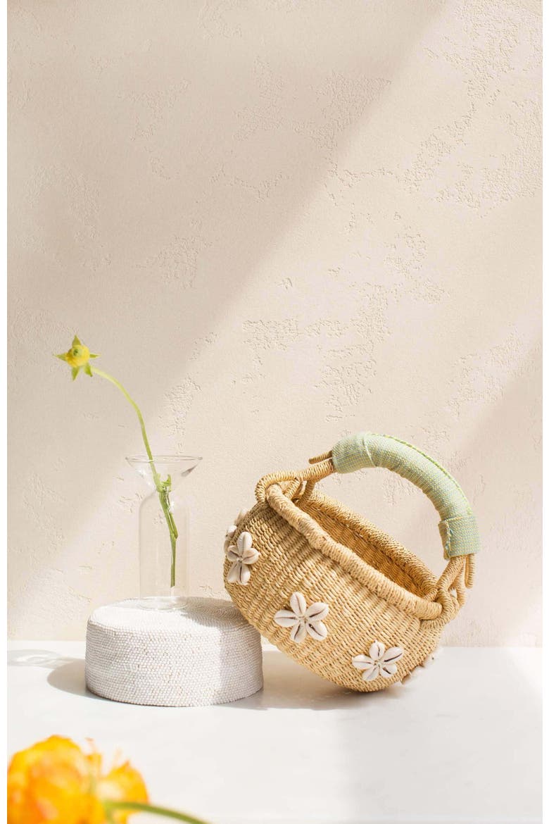 Flower Bolga Green, Alternate, color, Green and Natural