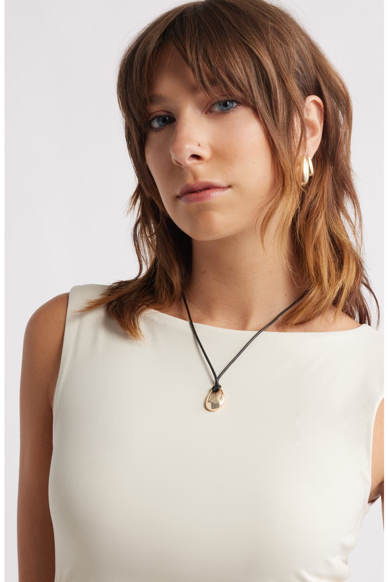 Molten Orb Pendant Necklace, Alternate, color, BLACK- GOLD