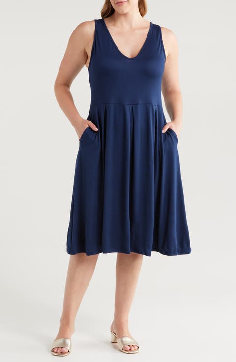 Sleeveless Jersey Dress (Plus)