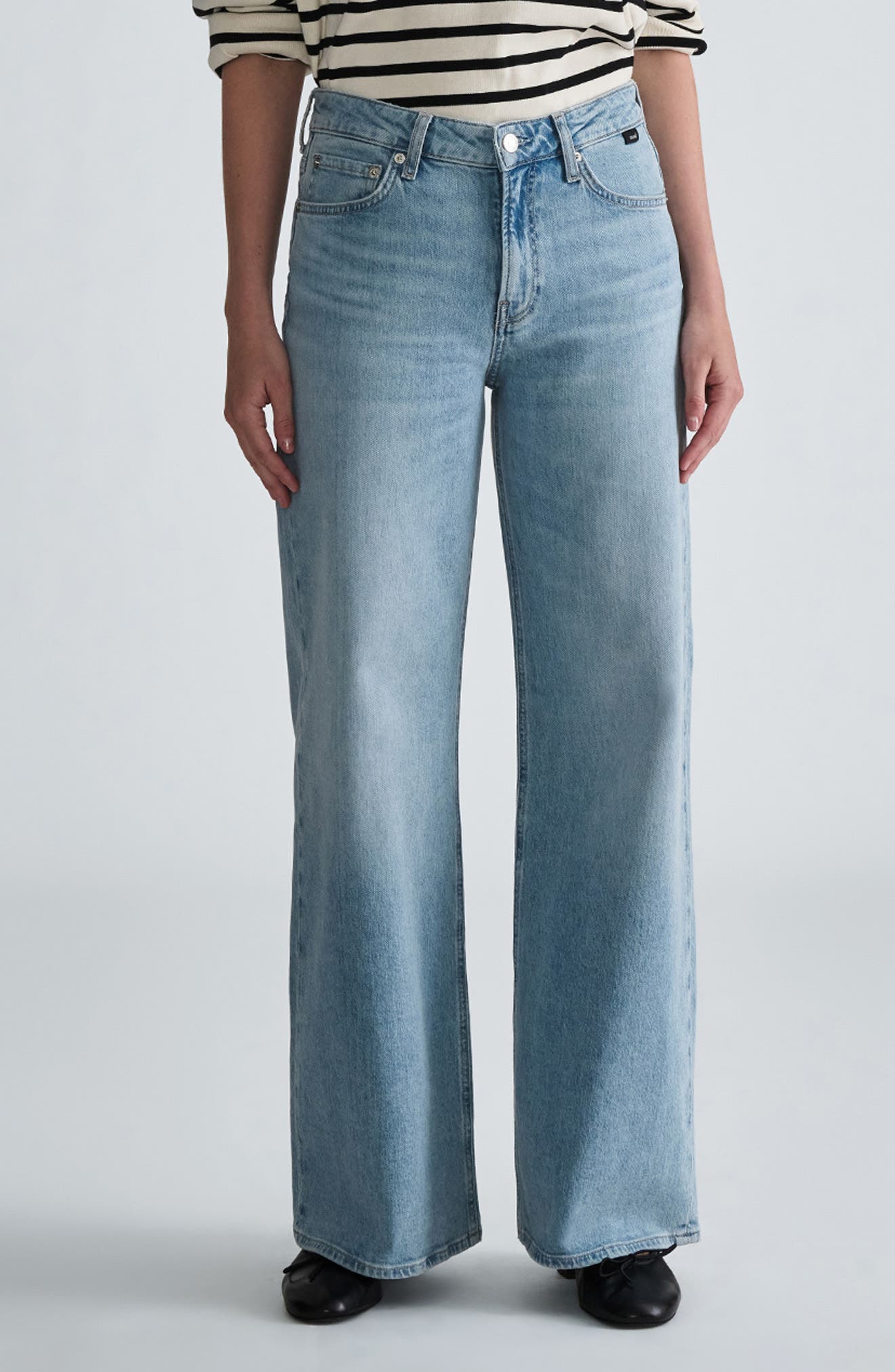 selected BLEACHED CLASSIC BLU