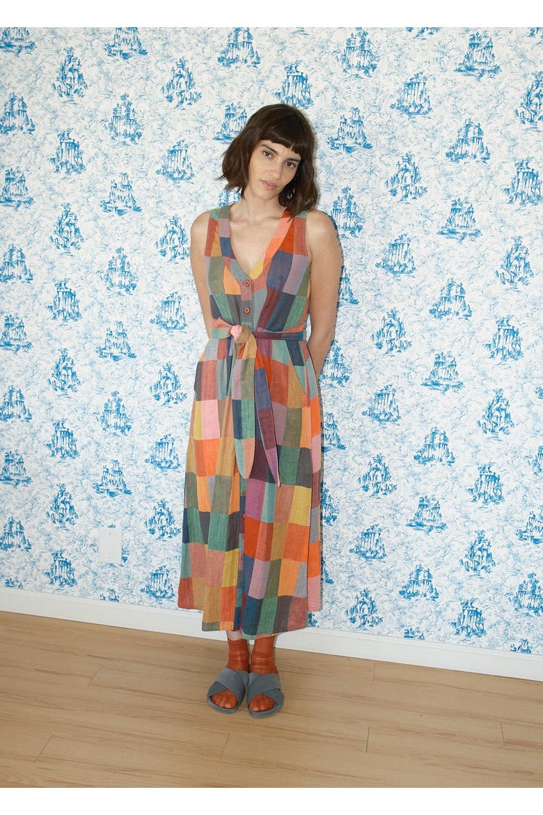 Callie Sleeveless Belted V-neck Dress, Alternate, color, Glossary