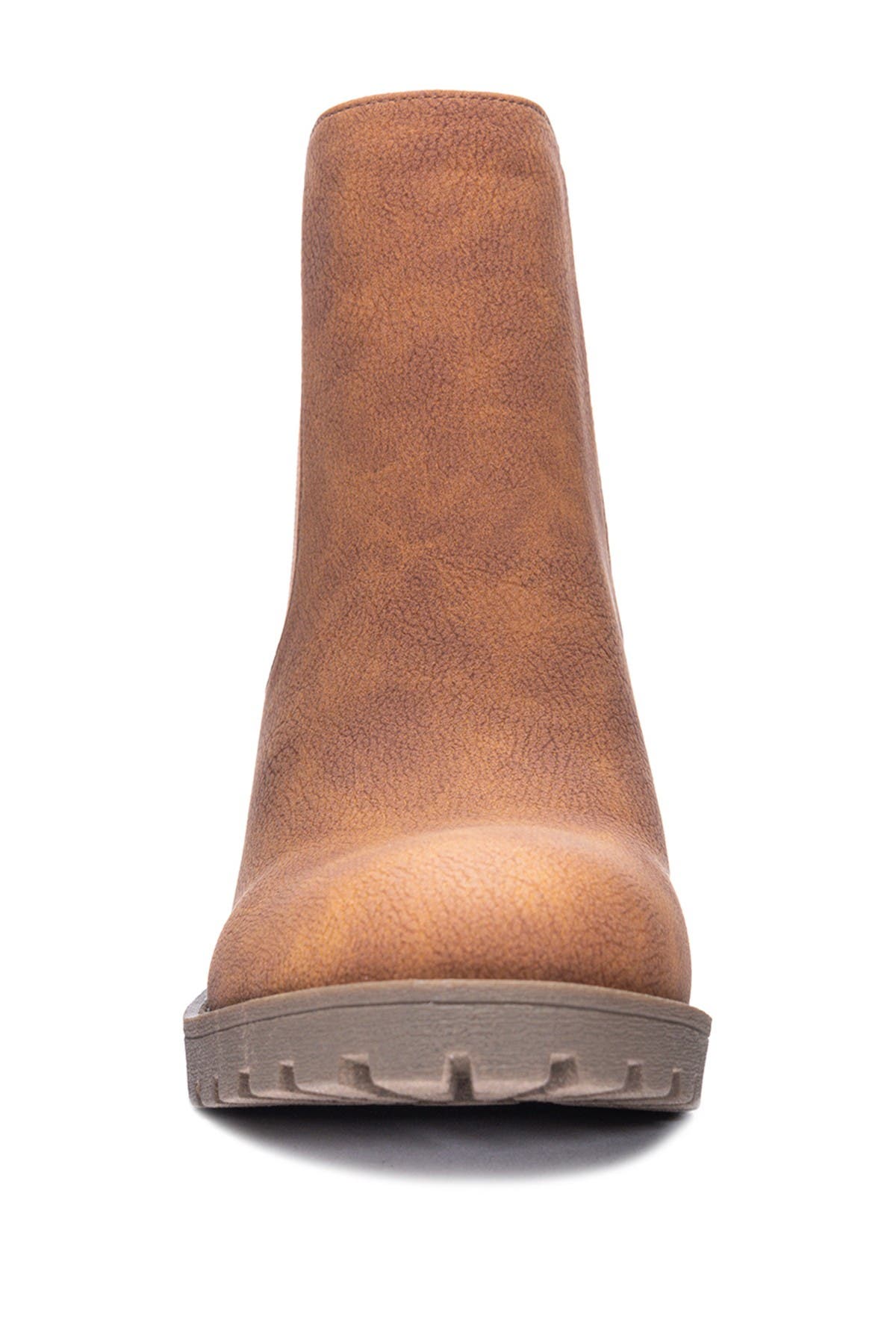 Dirty Laundry Levi Lug Sole Chelsea Boot, Alternate, color, 