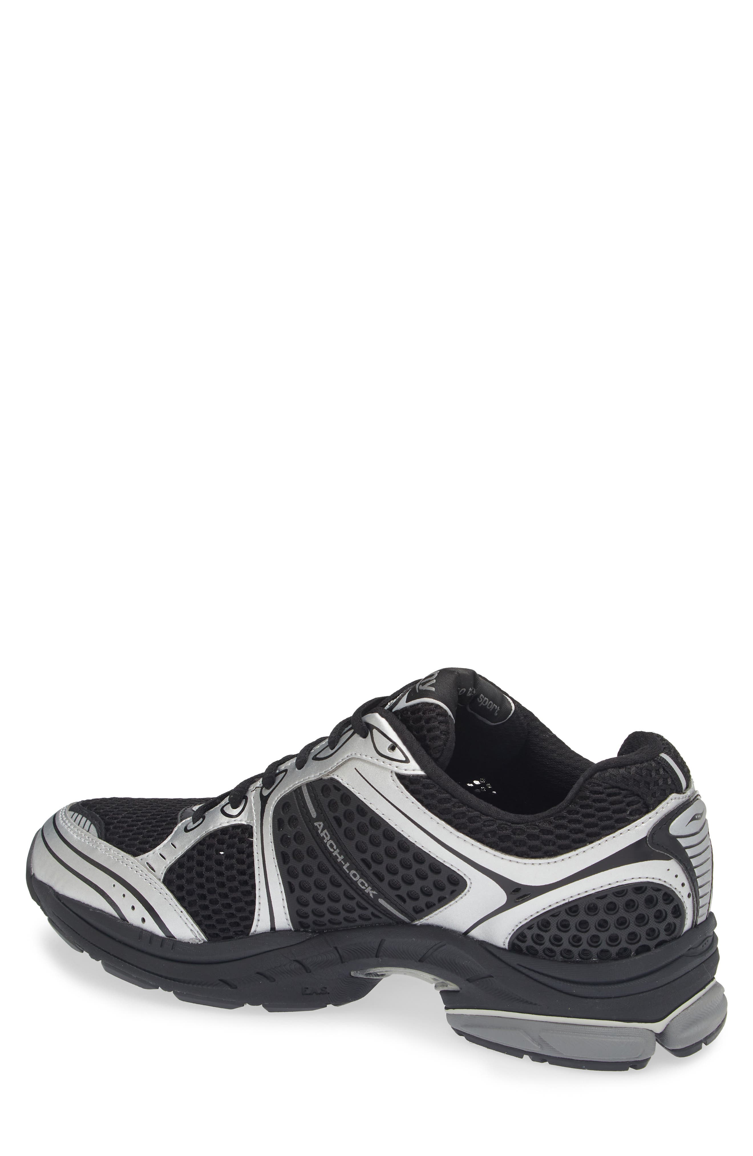 Saucony ProGrid Triumph 4 Sneaker, Alternate, color, Black/ Silver