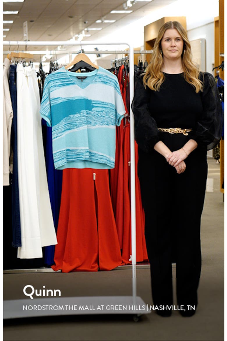 Short Sleeve Knit Top video
