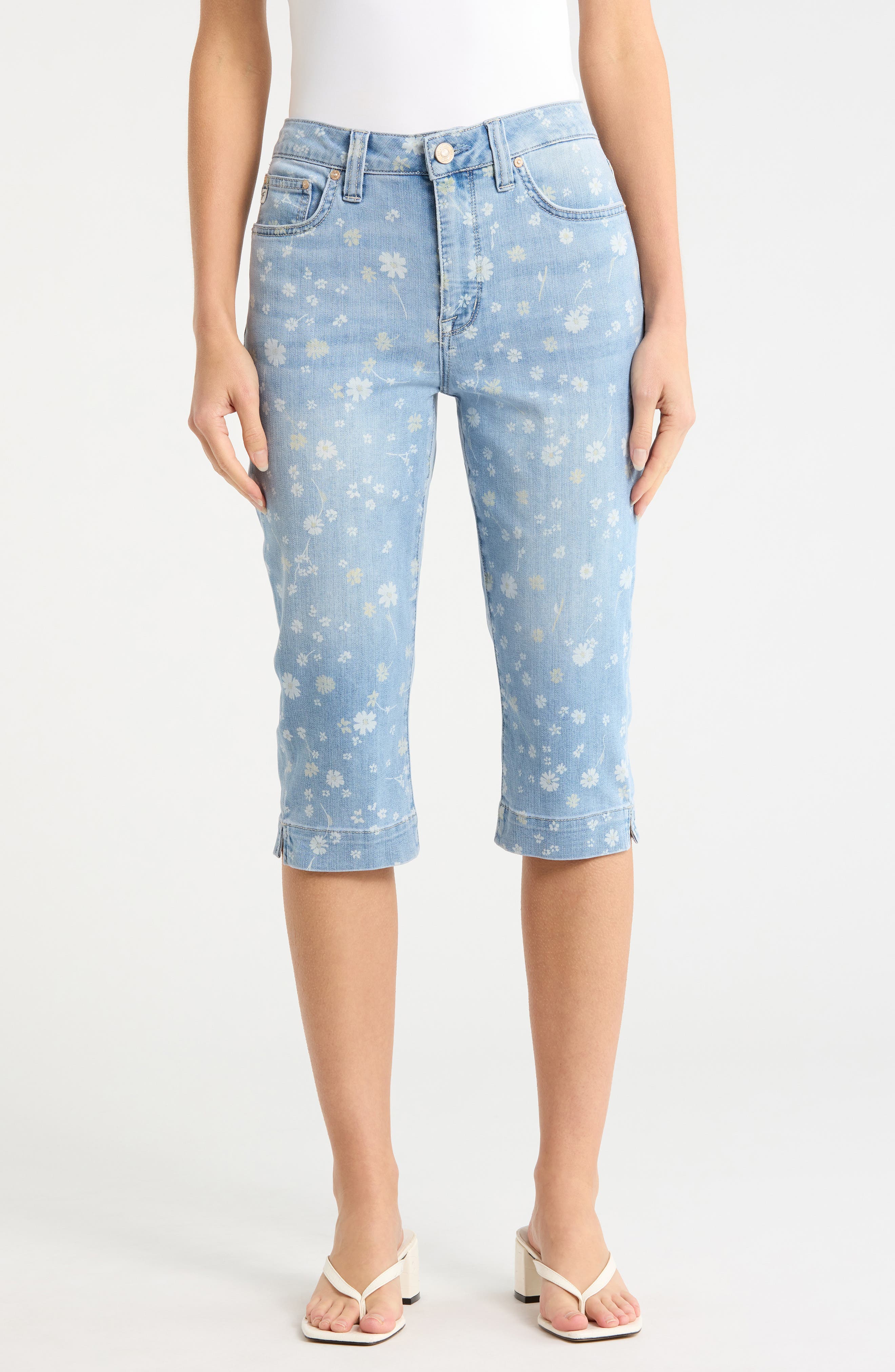 Seven7 Audrey Skimmer Jeans