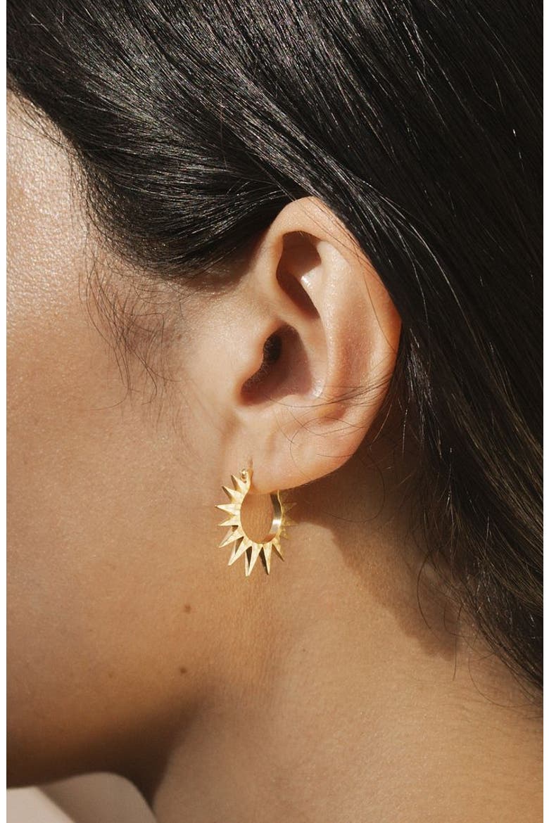 Incandescent Glow Starburst Hoop Earrings, Alternate, color, Gold