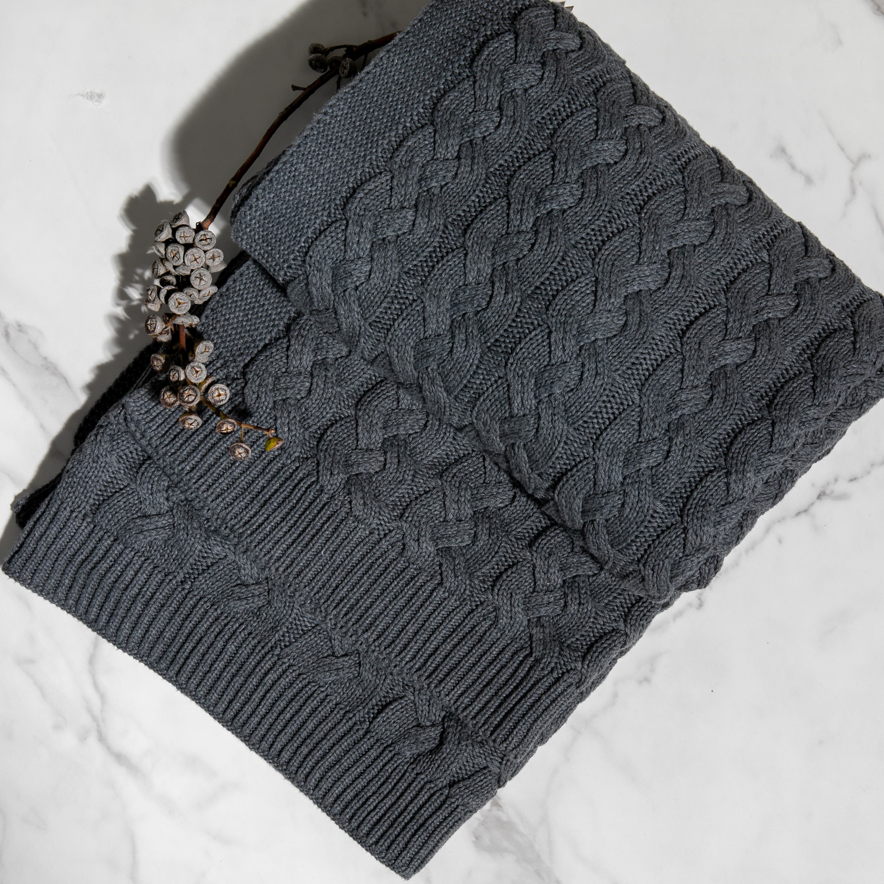 DARK GRAY