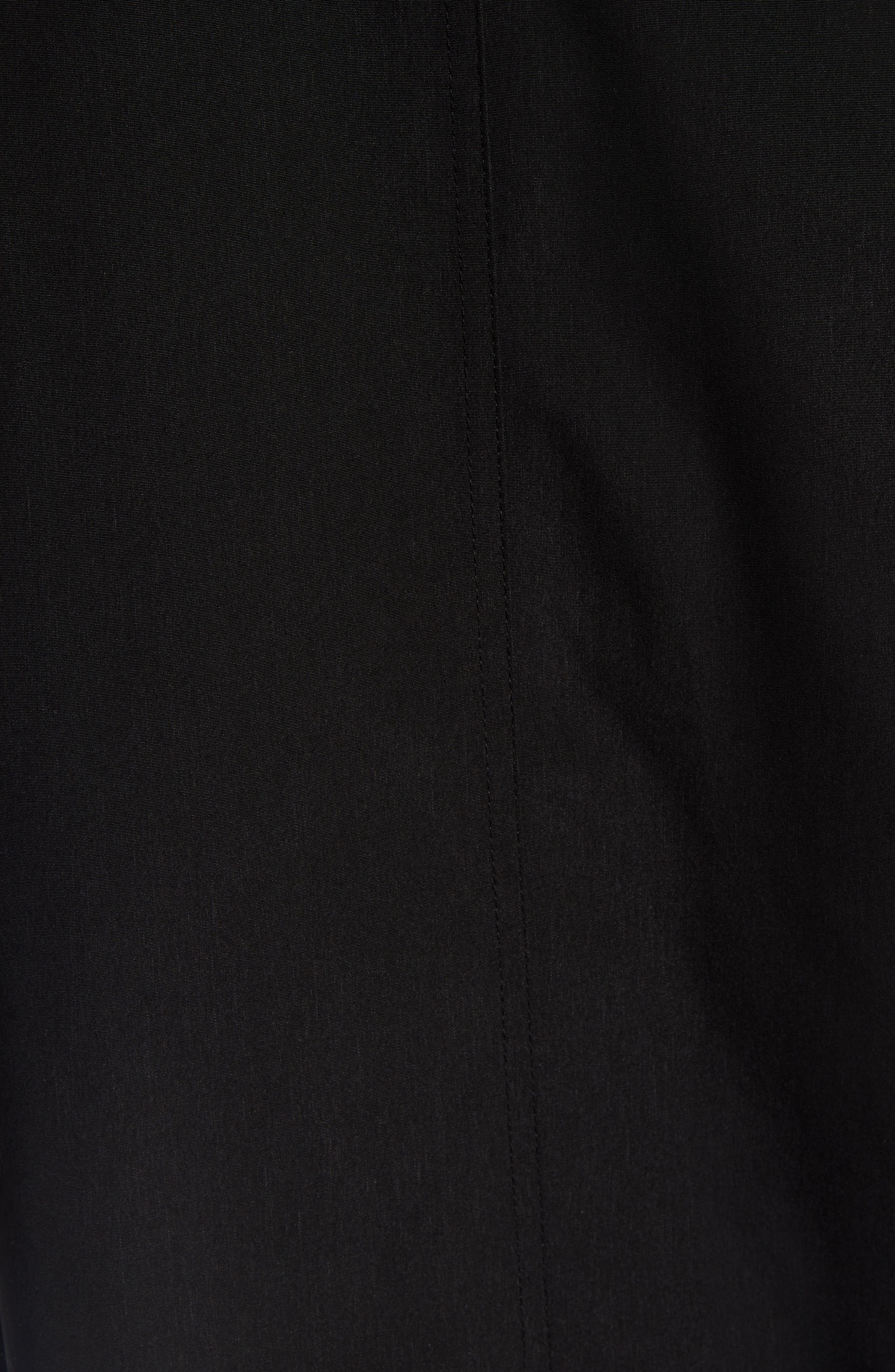 Gallery Water Resistant Hooded Rain Jacket — фото 5