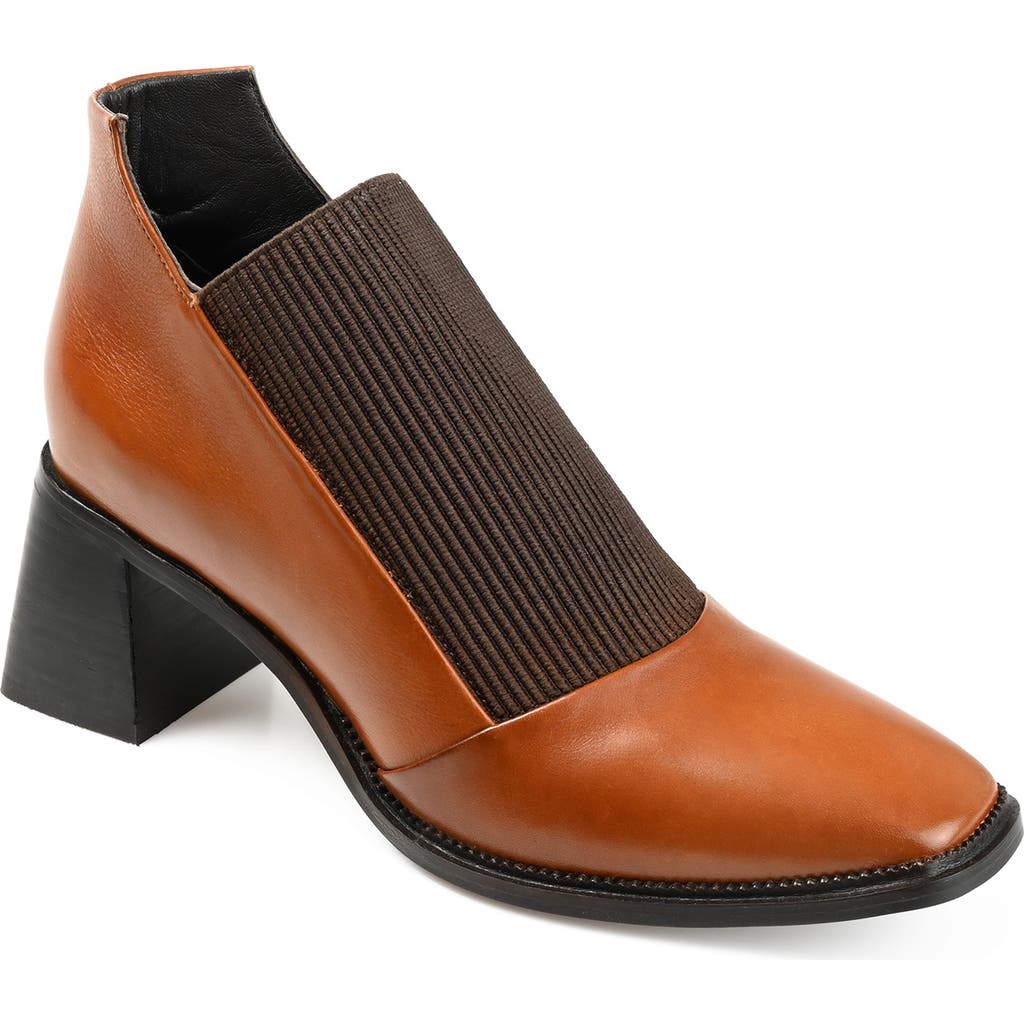 Journee Signature Stylla Pump In Cognac