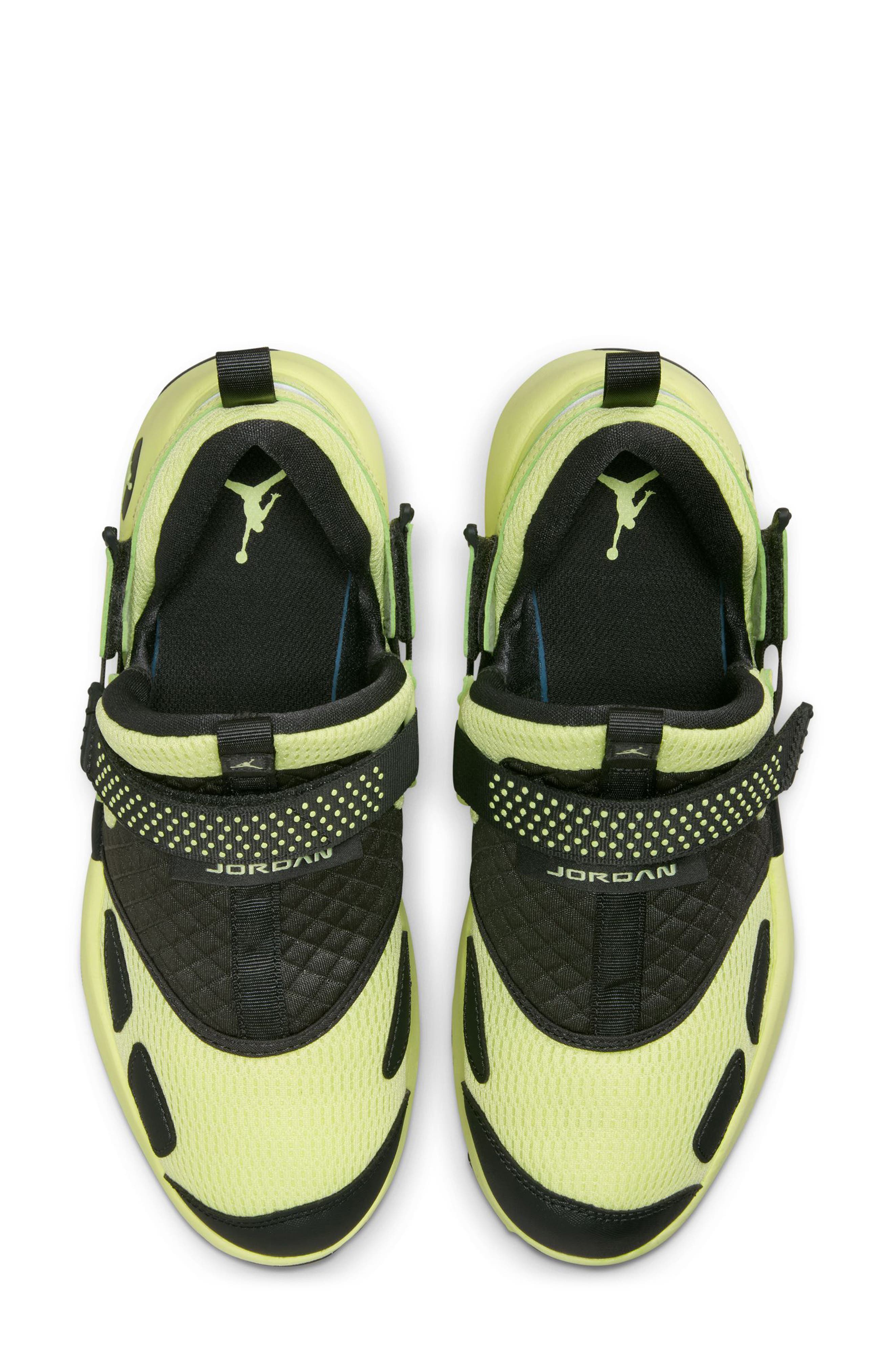 Jordan Trunner LX Sneaker, Alternate, color, Lemon Green/ Anthracite