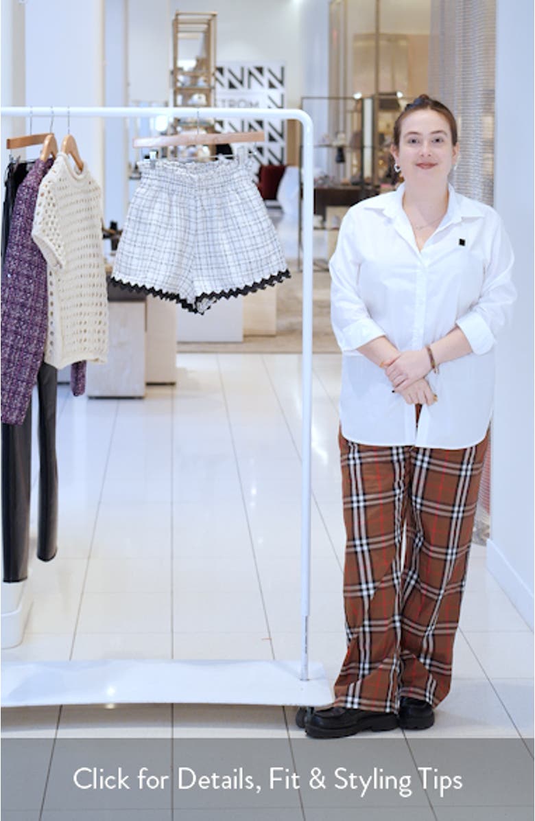 Elea Shorts, sales video thumbnail