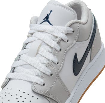 Air Jordan 1 Low Sneaker