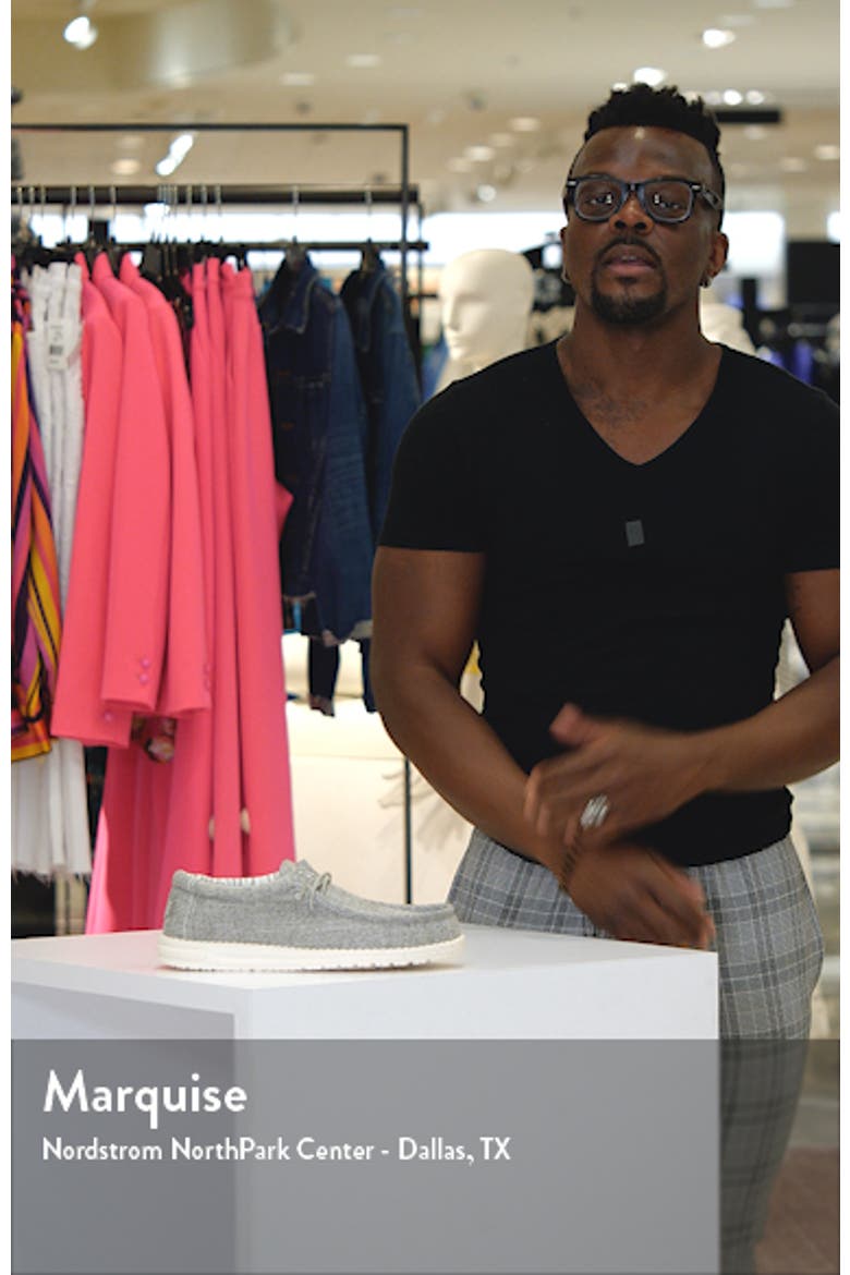 Wally Slip-On video