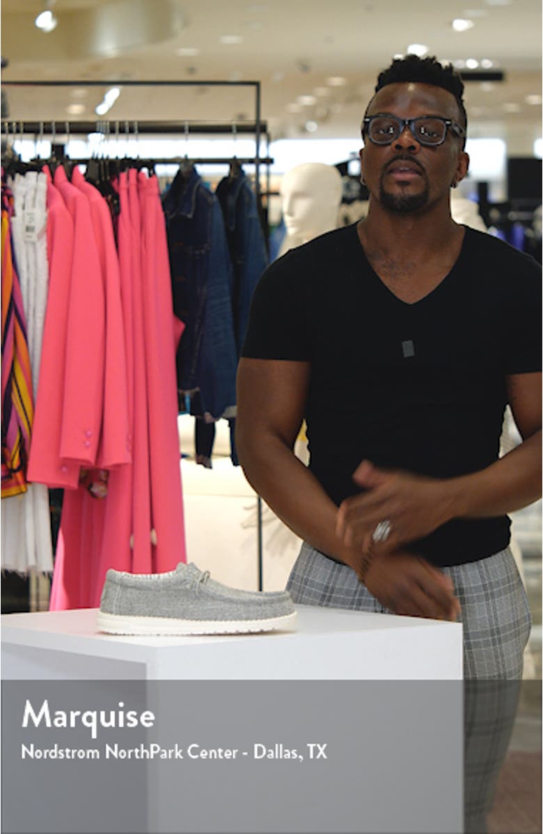 Wally Slip-On, sales video thumbnail