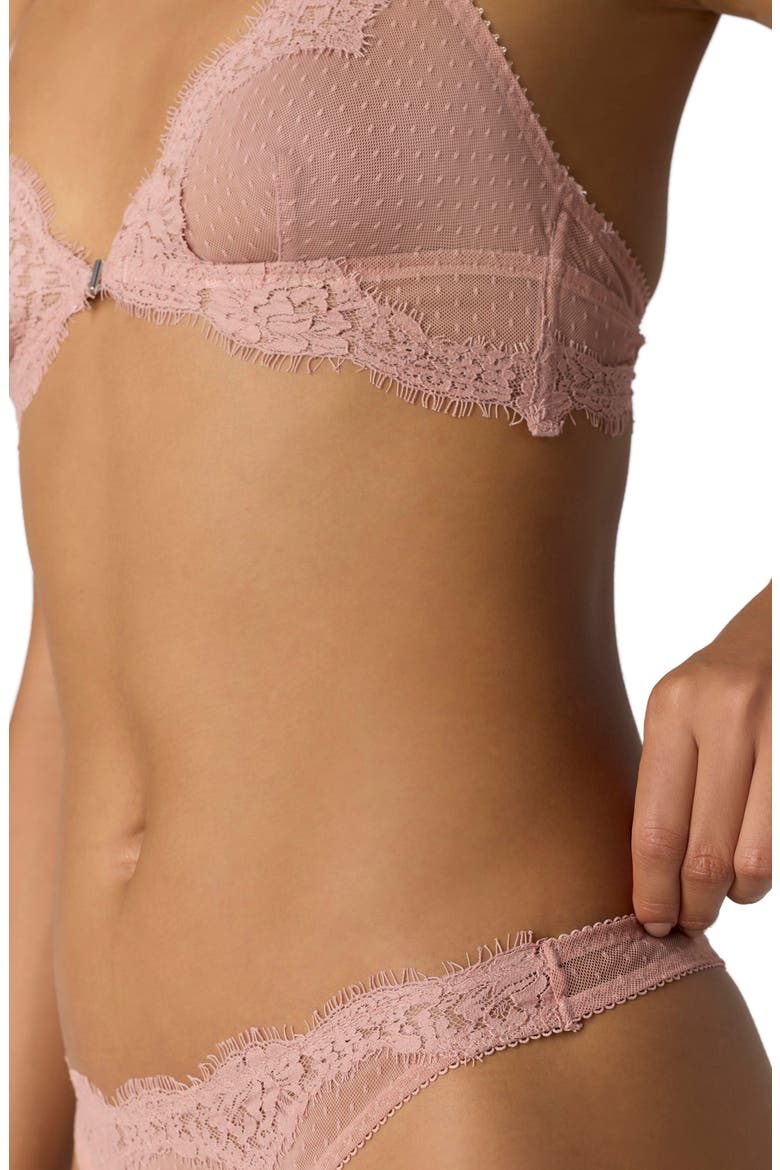 Fiona Thong, Alternate, color, DUSTY HIMALAYAN